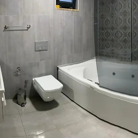 Amazing Duplex Villa With Private Pool And Garden In Sapanca *